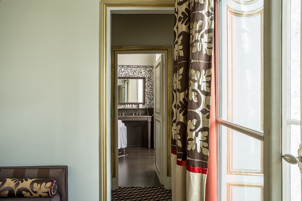 Suite junior (Mansart) del hotel Mansart. Foto 6