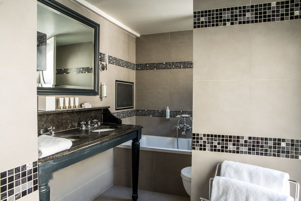 Suite junior (Mansart) del hotel Mansart. Foto 9