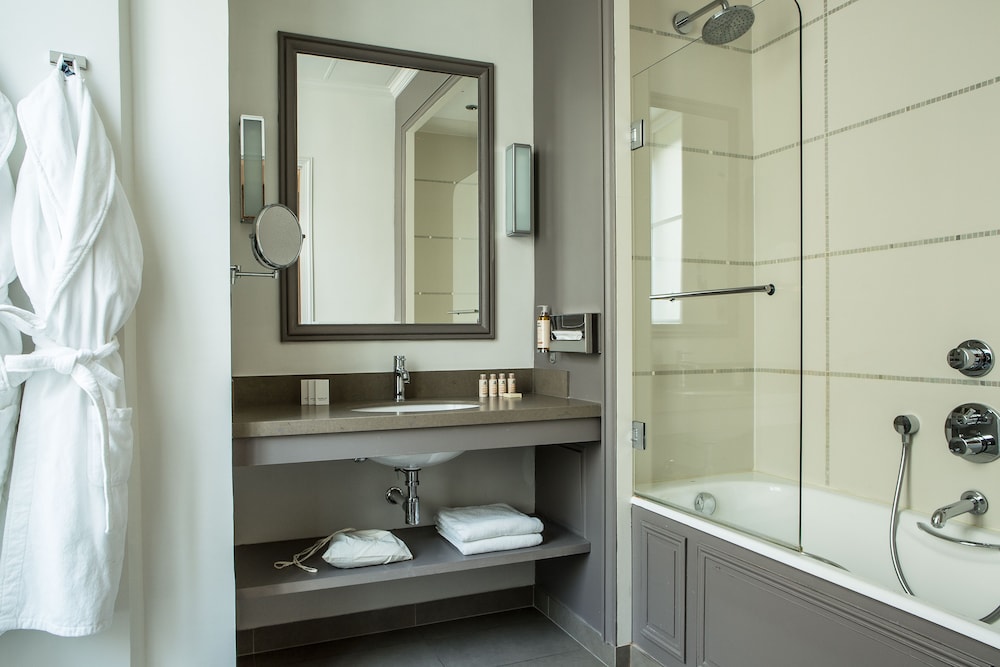 Suite Junior del hotel Mansart. Foto 3