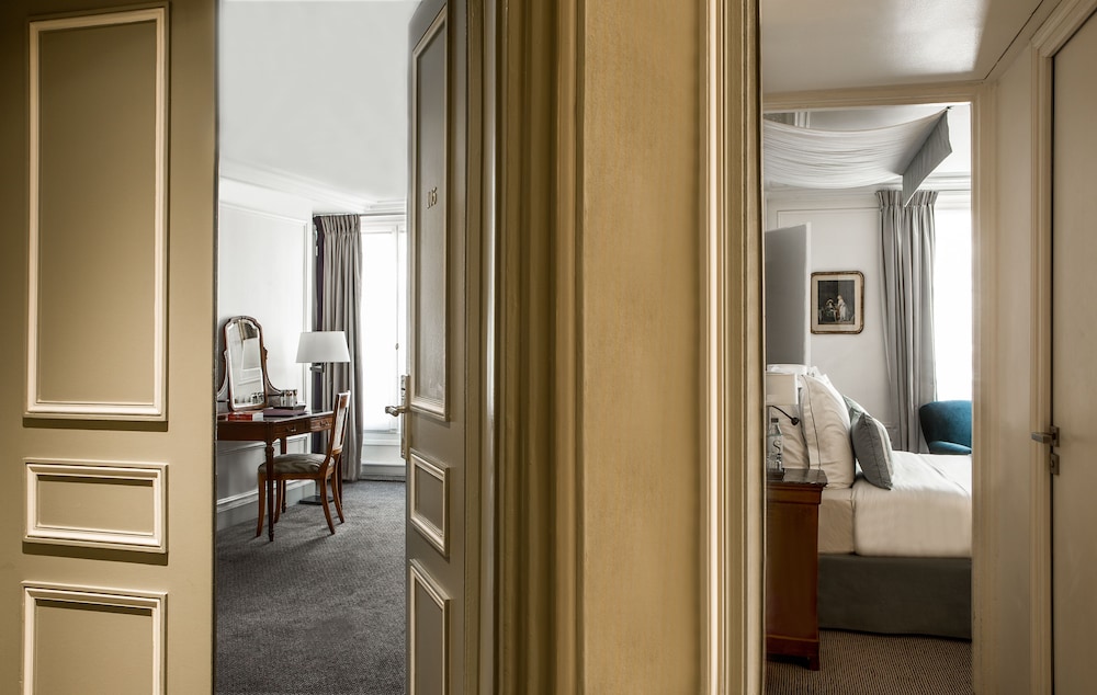 Habitación familiar comunicada del hotel Mansart. Foto 2