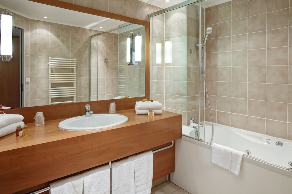 Suite del hotel Opera Cadet. Foto 4