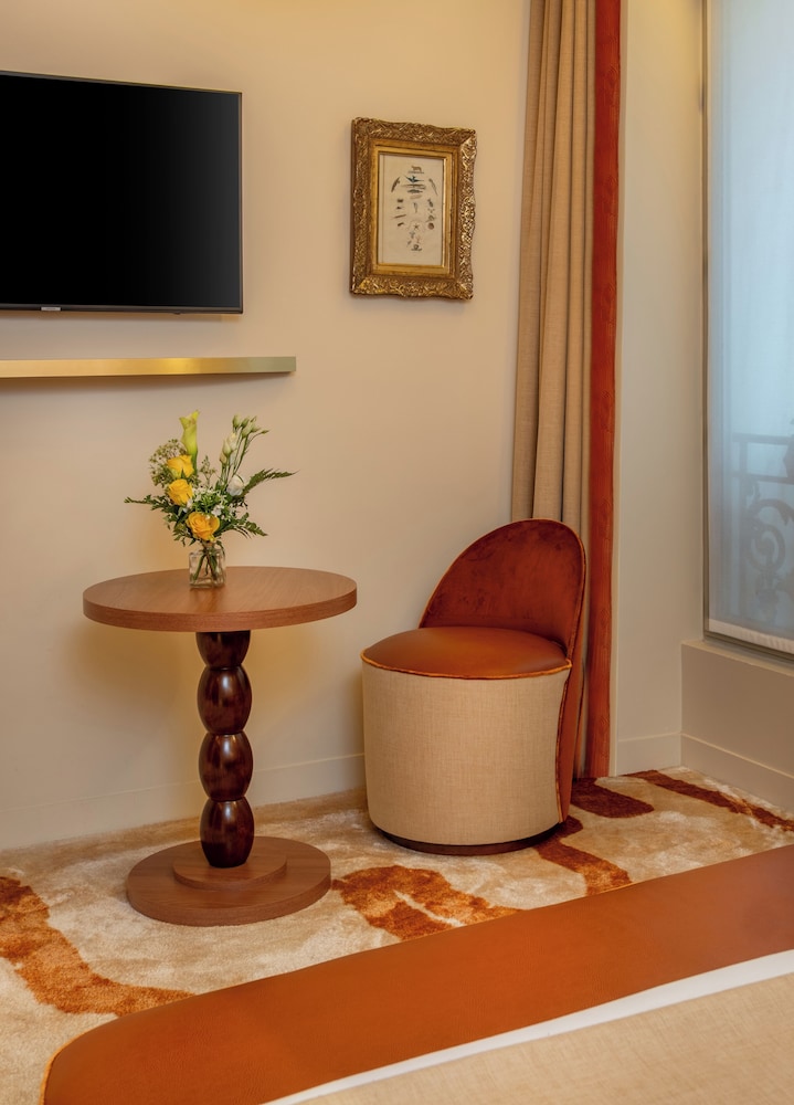 Habitación clásica del hotel La Bourdonnais. Foto 1