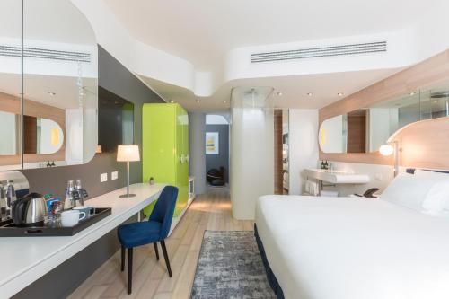 Habitación Premium del hotel Voco Milan - Fiere, An Ihg. Foto 1