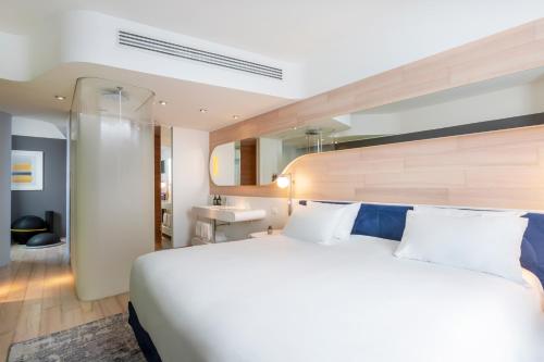 Habitación Premium del hotel Voco Milan - Fiere, An Ihg. Foto 2