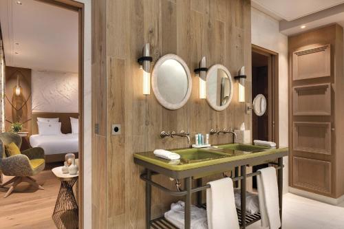 Suite Junior del hotel La Demeure Montaigne. Foto 5