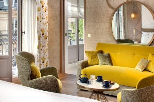 Suite Junior del hotel La Demeure Montaigne. Foto 8