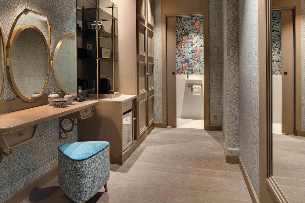 Suite Eiffel del hotel La Demeure Montaigne. Foto 1