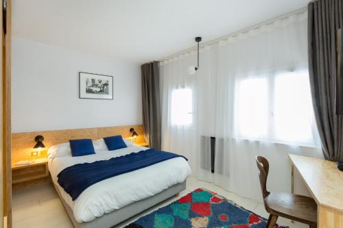 Habitación Individual del hotel Montholon Paris. Foto 3