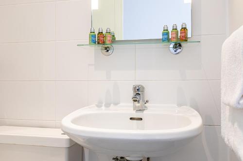Habitación Clásica del hotel De L'aqueduc. Foto 3