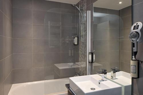 Habitación Doble Confort - 1 o 2 camas del hotel Timhotel Paris Gare Montparnasse. Foto 1