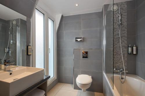 Habitación Doble Confort - 1 o 2 camas del hotel Timhotel Paris Gare Montparnasse. Foto 2