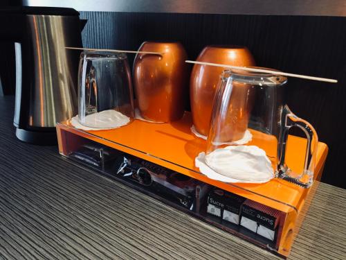 Habitación Doble Clásica - 2 camas del hotel BEST WESTERN EMPIRE ELYSEES. Foto 7