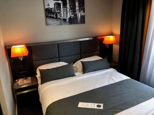 Habitación Doble Clásica del hotel BEST WESTERN EMPIRE ELYSEES. Foto 1