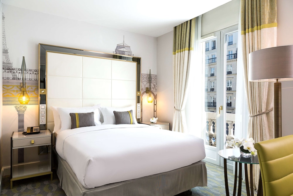 Habitación Deluxe del hotel HILTON OPERA PARIS. Foto 3