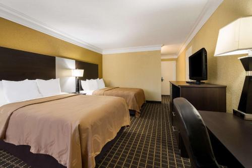 Habitación Doble con 2 camas dobles - No fumadores del hotel Quality Inn and Suites Fairgrounds. Foto 3