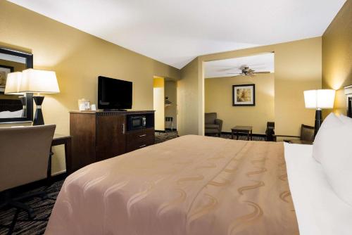 Suite King - No fumadores del hotel Quality Inn and Suites Fairgrounds. Foto 3
