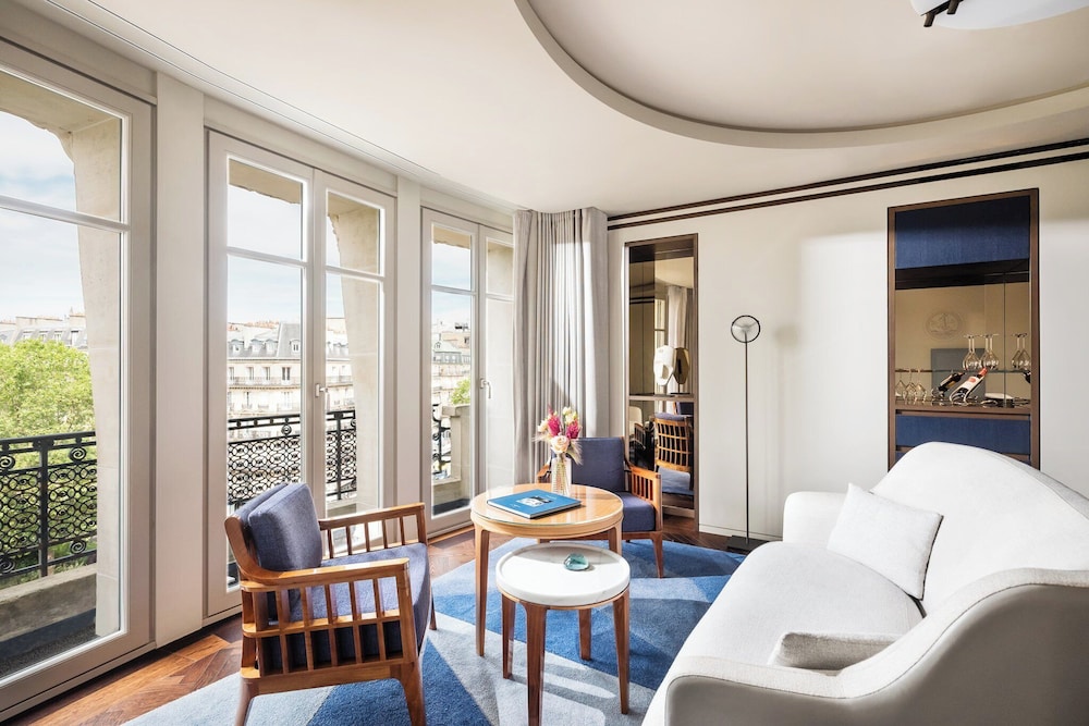 Suite junior, balcón del hotel Lutetia, Paris