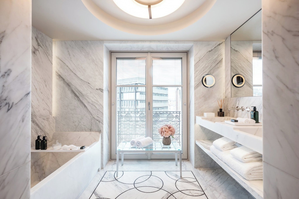Suite (Haute Couture, by Isabelle Huppert) del hotel Lutetia, Paris. Foto 3