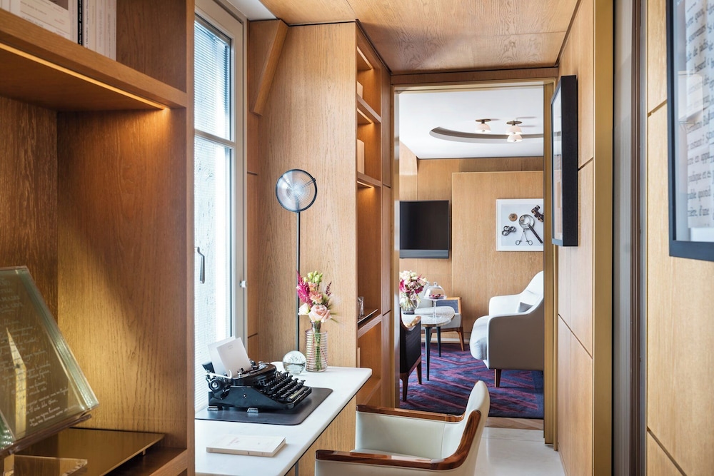 Suite (Saint - Germain - des - Pres) del hotel Lutetia, Paris. Foto 1