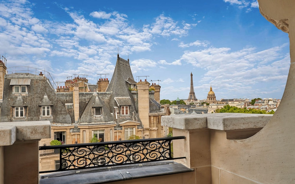 Habitación Deluxe, balcón (Eiffel View) del hotel Lutetia, Paris. Foto 5