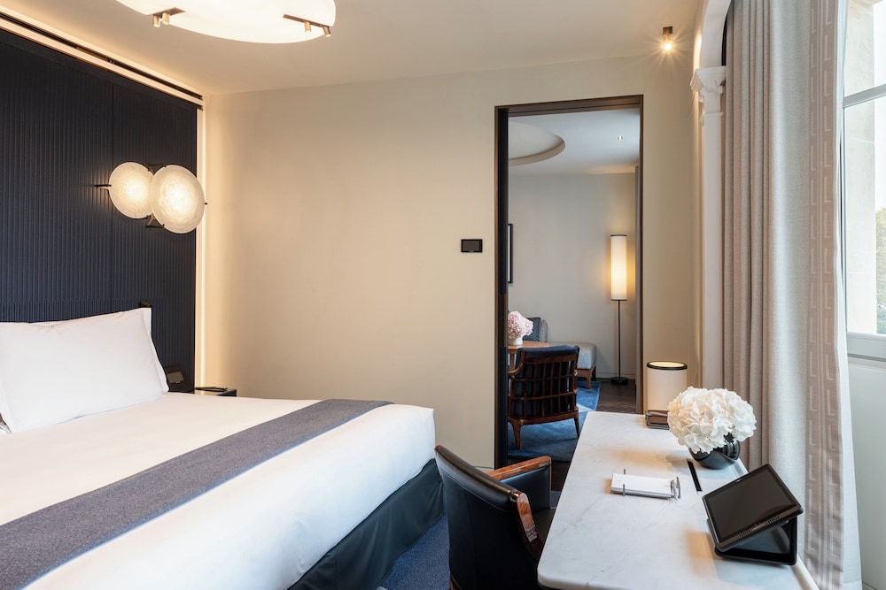 Suite familiar (Deluxe) del hotel Lutetia, Paris. Foto 6
