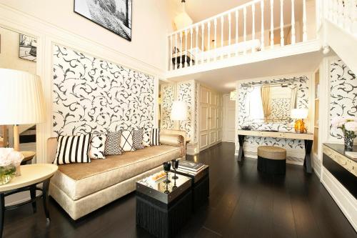 Suite Dúplex del hotel Castille Paris. Foto 1