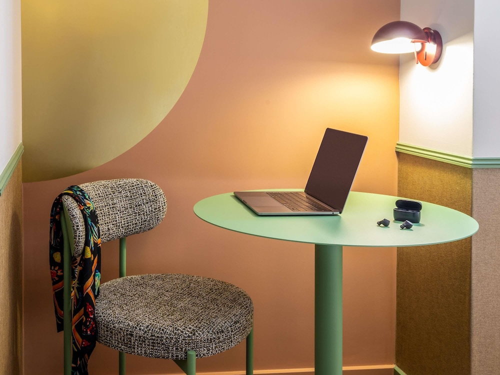 Habitación Standard con dos camas individuales del hotel Ibis Styles Reims Centre Cathédrale. Foto 1