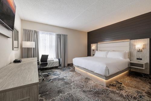 King Room Extended - Non - Smoking del hotel Oakfield and Suites, Ascend Collection. Foto 3