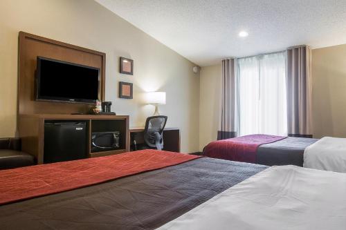 Habitación con 2 camas grandes - No fumadores del hotel Comfort Inn Glenmont - Albany South. Foto 8