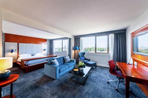 Suite Junior del hotel Hilton Strasbourg. Foto 2