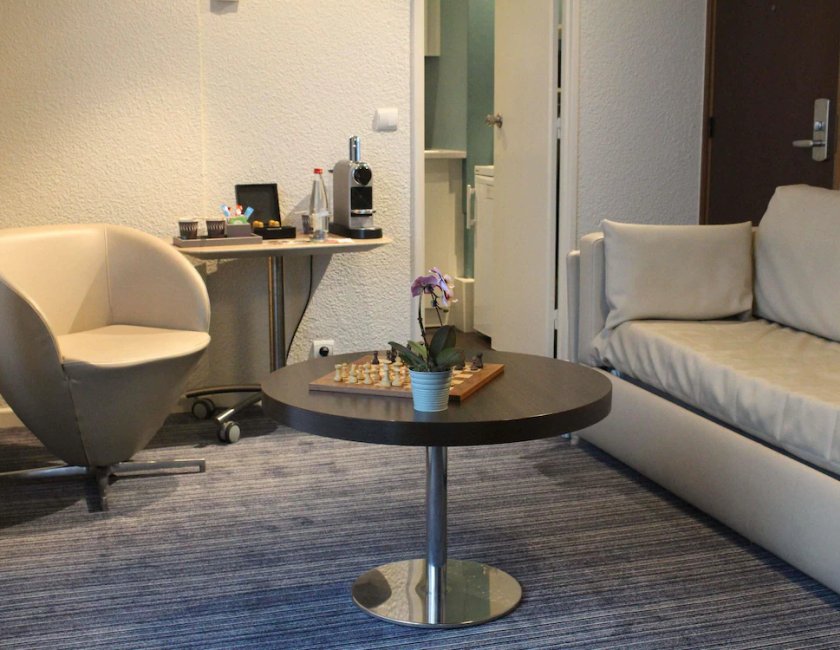 Privilege, Apartamento, 1 cama doble con sofá cama del hotel Mercure Toulouse Centre Saint-georges. Foto 1