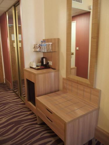 Habitación Doble Estándar - 2 camas del hotel Plaza Hotel Capitole Toulouse. Foto 3