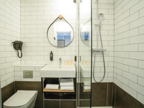 Suite Familiar Estándar con 2 habitaciones comunicadas del hotel Ibis Tours Centre Giraudeau