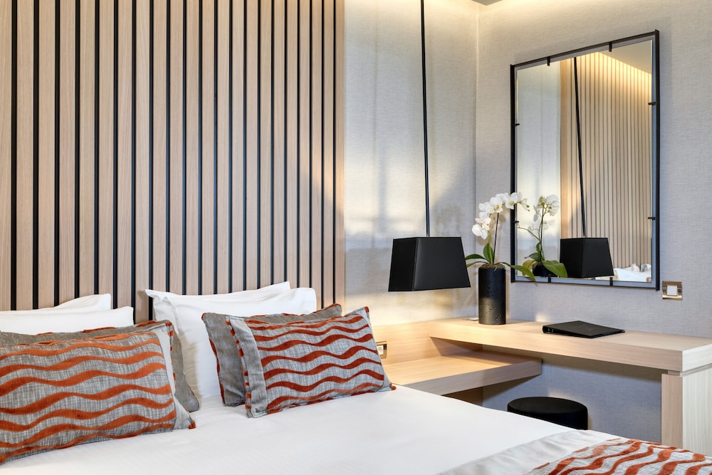 Suite Familiar del hotel Divani Palace Acropolis. Foto 2
