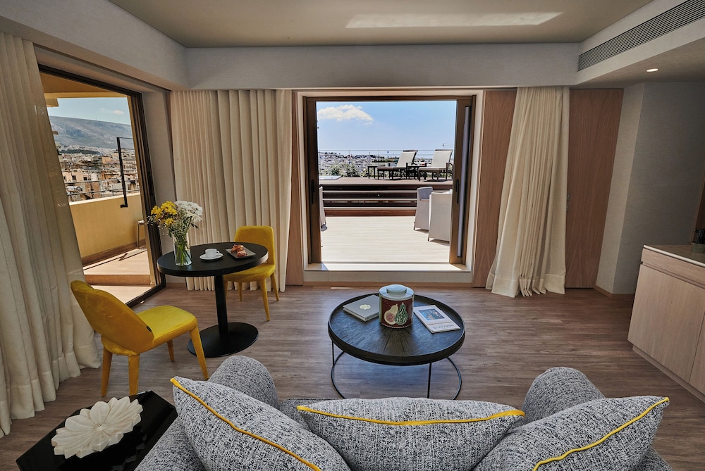 Divine Terrace Suite del hotel Divani Palace Acropolis. Foto 3