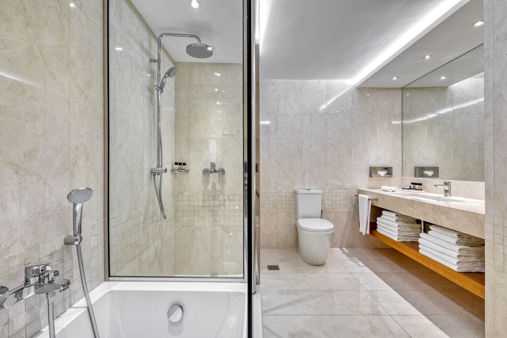 Suite Premier del hotel Divani Palace Acropolis. Foto 4
