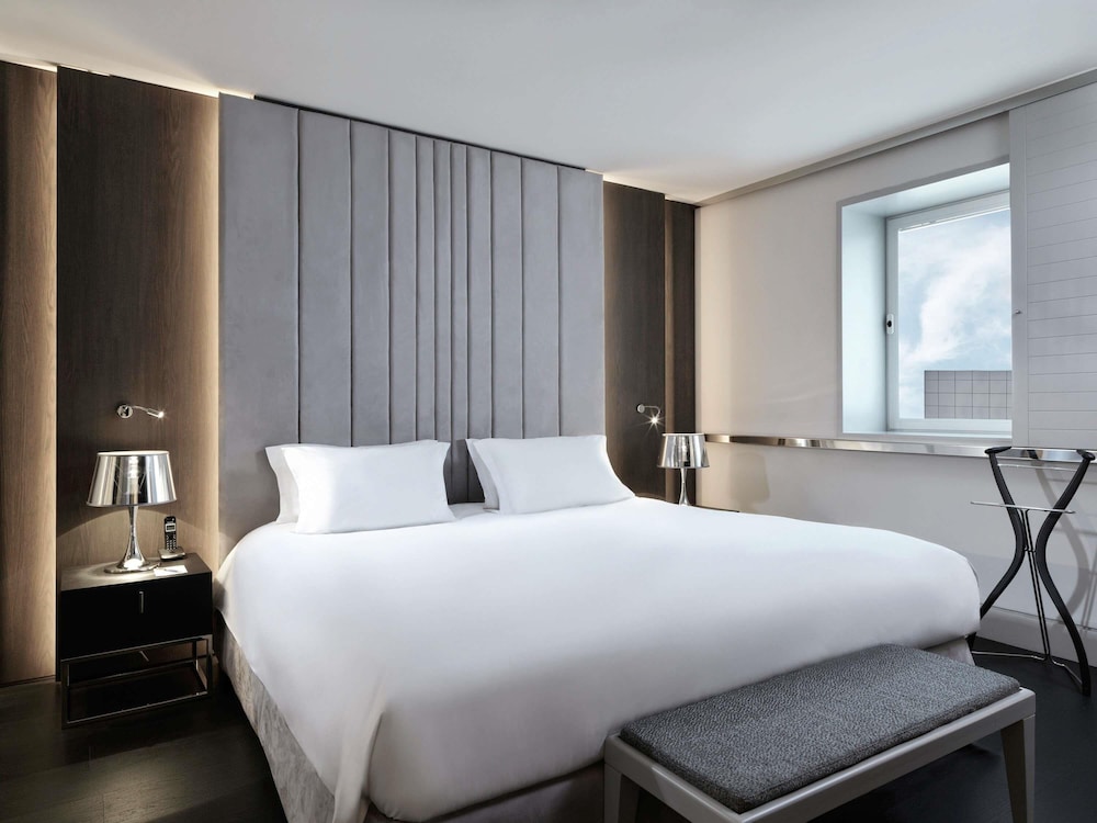 Suite junior, 1 cama de matrimonio grande del hotel Sofitel Athens Airport. Foto 1