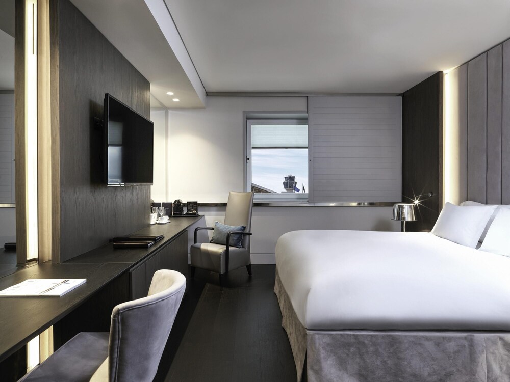 Habitación de lujo, 2 camas individuales (Club Lounge Access) del hotel Sofitel Athens Airport. Foto 3