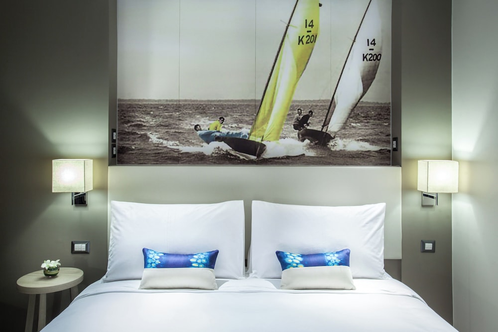 Superior Ocean View King del hotel Mercure Pattaya Ocean Resort. Foto 1