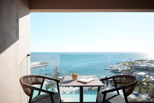 Habitación Deluxe con vistas al mar del hotel Helea Lifestyle Beach Resort. Foto 3
