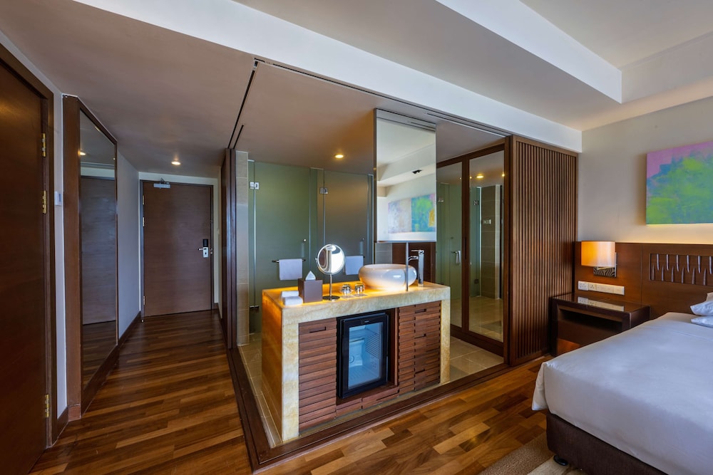 2 camas individuales del hotel Hyatt Regency Kinabalu. Foto 7