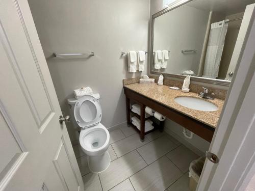 Habitación doble 2 Camas queen del hotel Comfort Inn Carrier Circle. Foto 3
