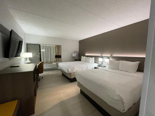 Habitación con 2 camas grandes - No fumadores del hotel Comfort Inn Carrier Circle
