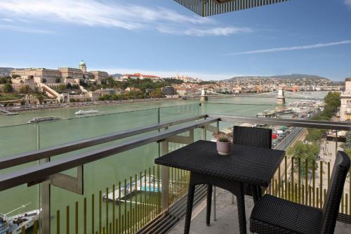 Suite Executive con acceso al club lounge M del hotel Budapest Marriott. Foto 6