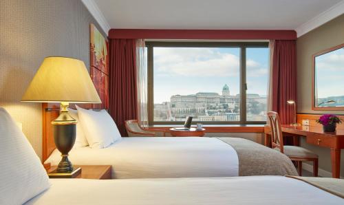 Habitación Doble Clásica con vistas al río - 2 camas del hotel InterContinental Budapest by IHG. Foto 2