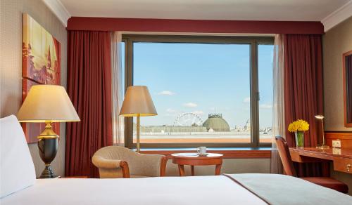 Habitación Clásica del hotel InterContinental Budapest by IHG. Foto 2