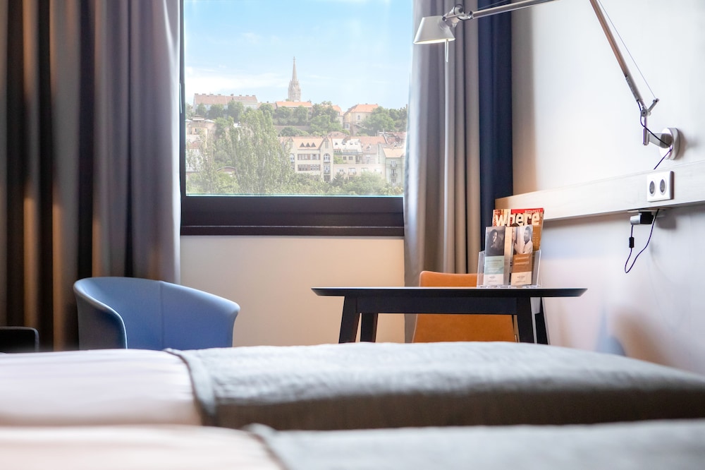 Privilege, Habitación doble, 1 cama doble del hotel Mercure Budapest Castle Hill. Foto 5