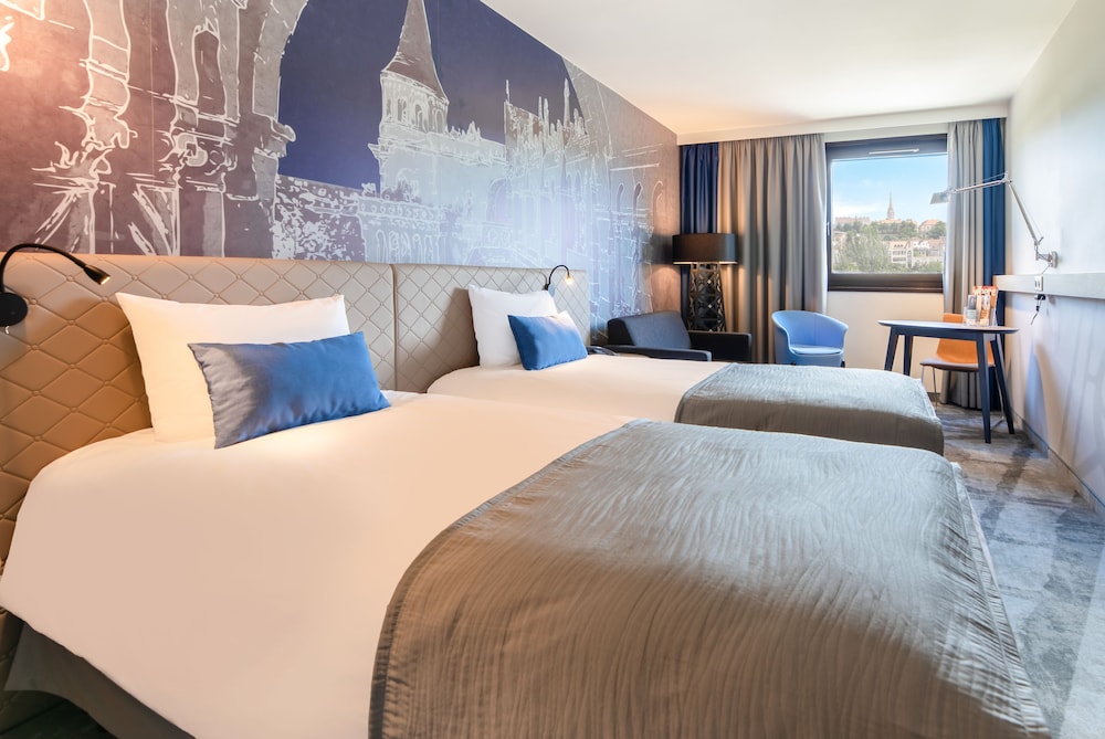 Habitación superior, 2 camas individuales del hotel Mercure Budapest Castle Hill. Foto 1