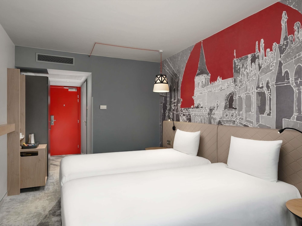 Habitación superior, 2 camas individuales del hotel Mercure Budapest Castle Hill. Foto 5
