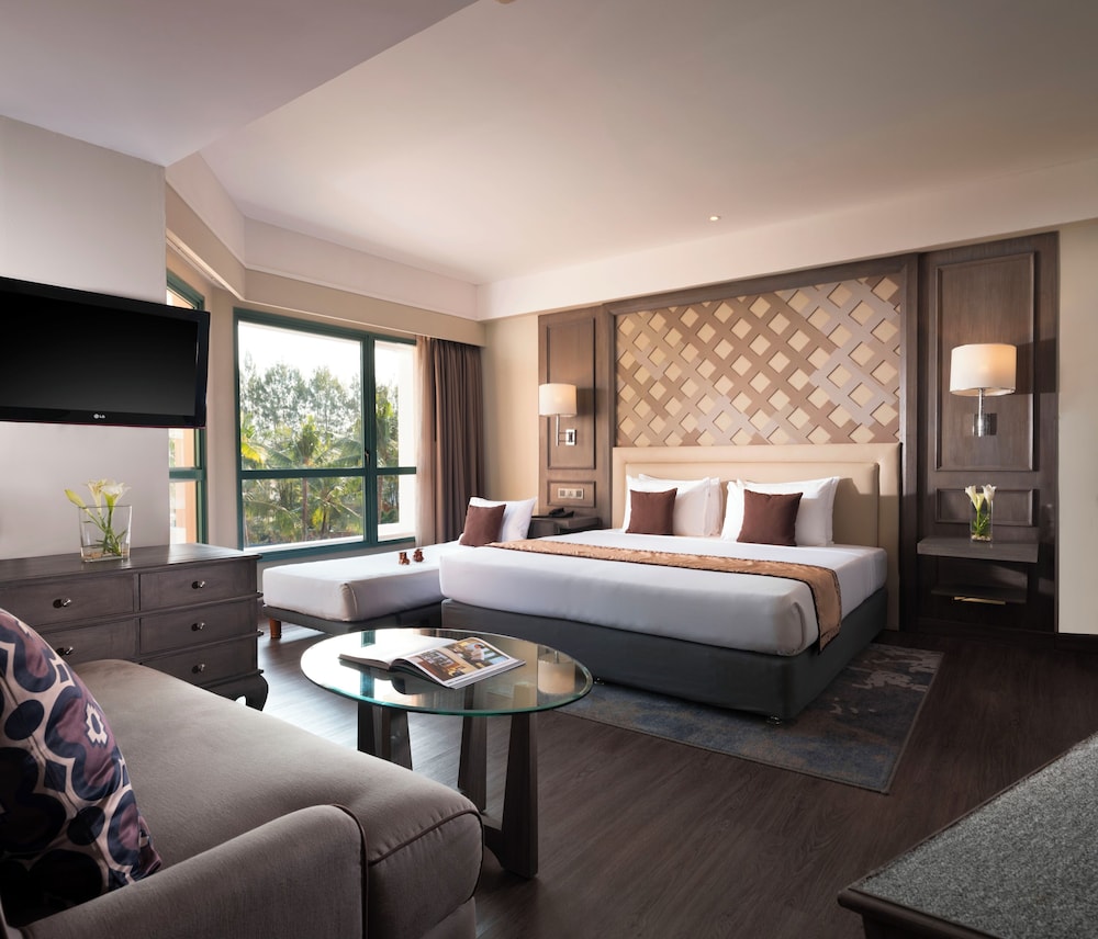 Family Room Vista jardín del hotel Melia Purosani Yogyakarta